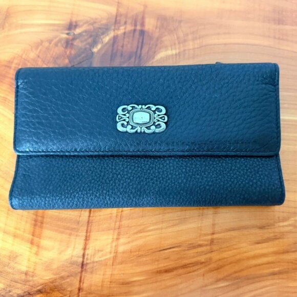 Fossil Handbags - Fossil Genuine Leather Vintage Trifold Black Women's Wallet